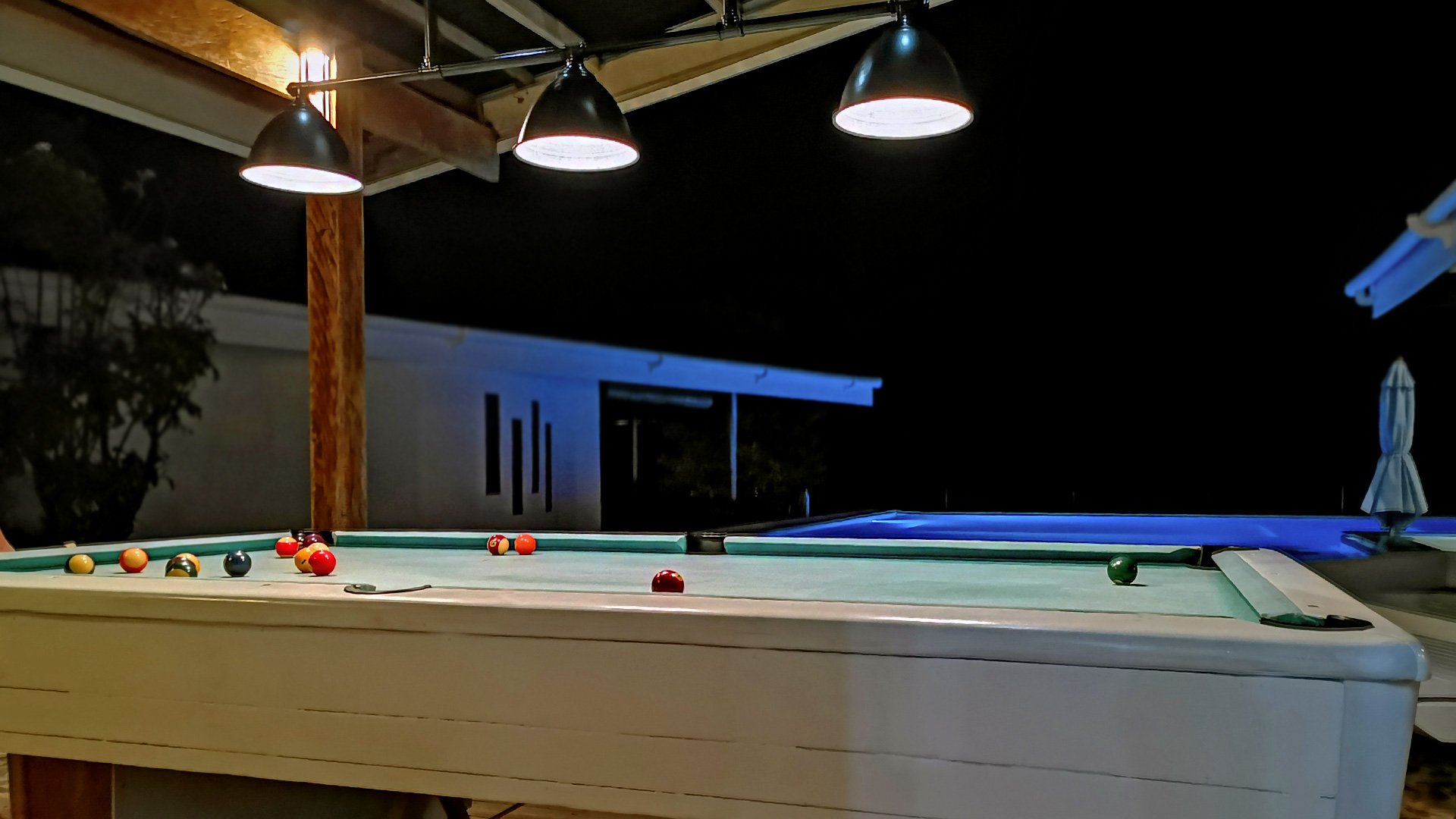Neue Lampe für Billiardtisch