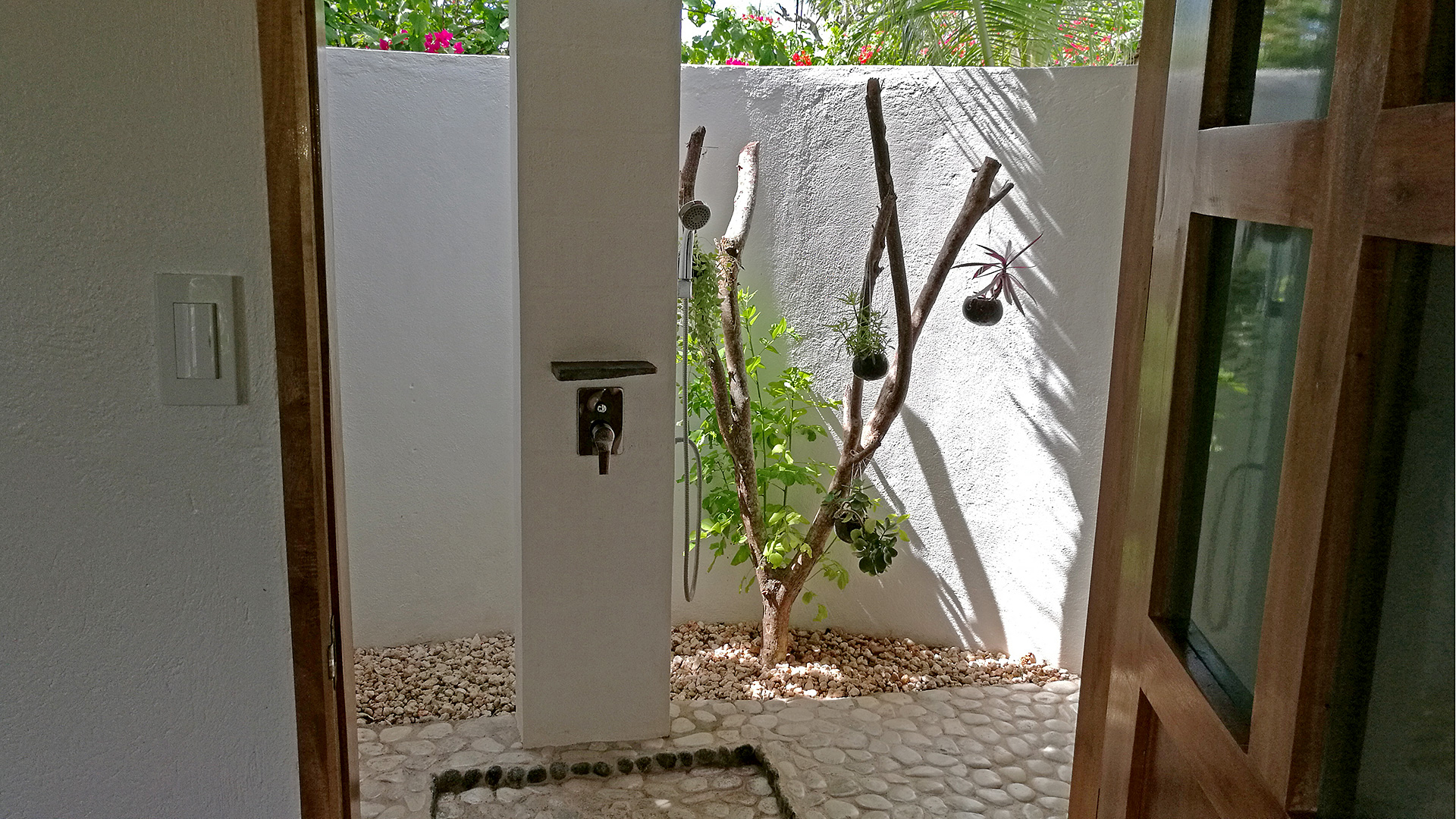 Bathroom Deluxe Villen Kawayan Holiday Resort Siquijor